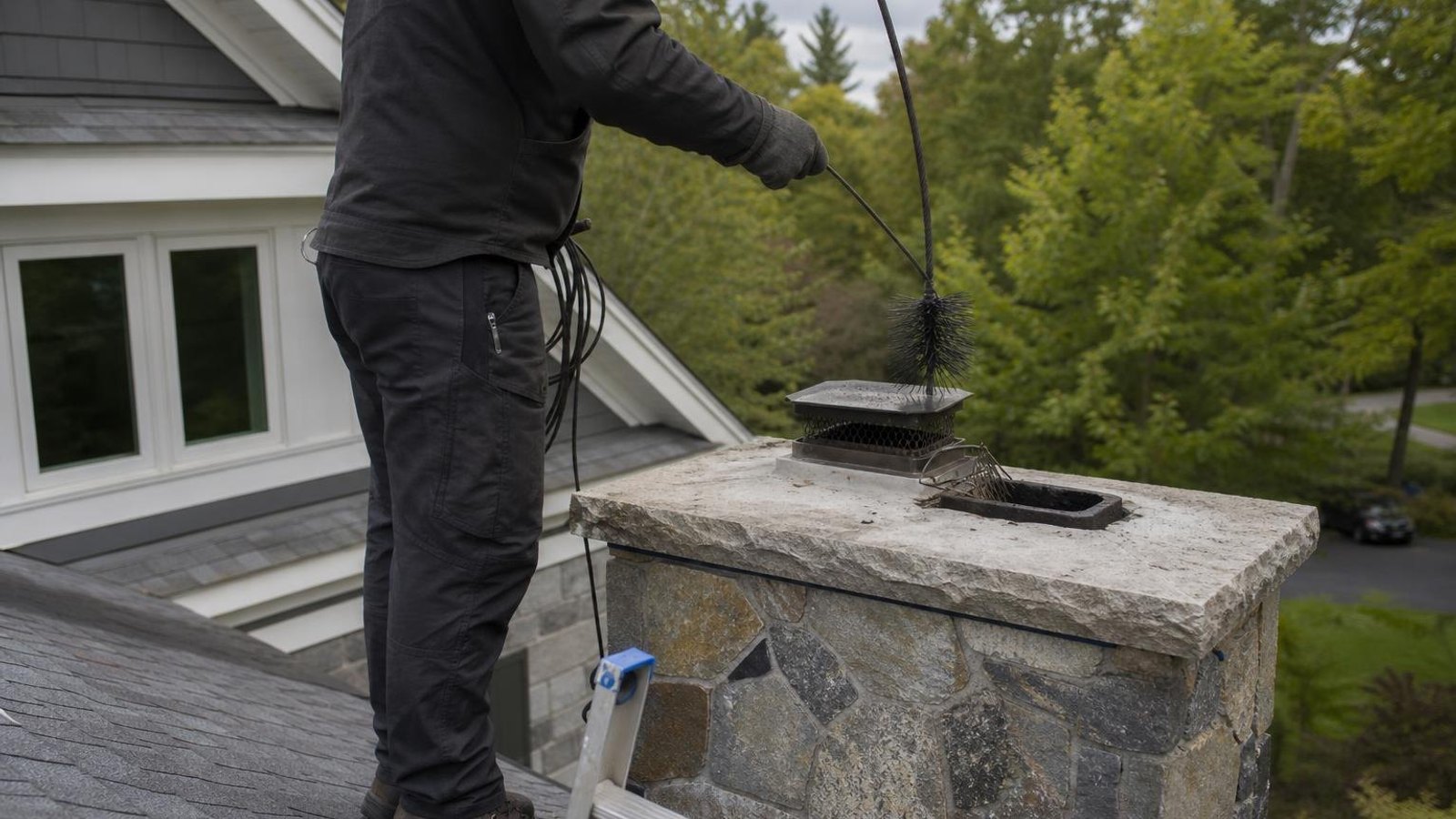 Local chimney sweep & inspection for Wellesley homes